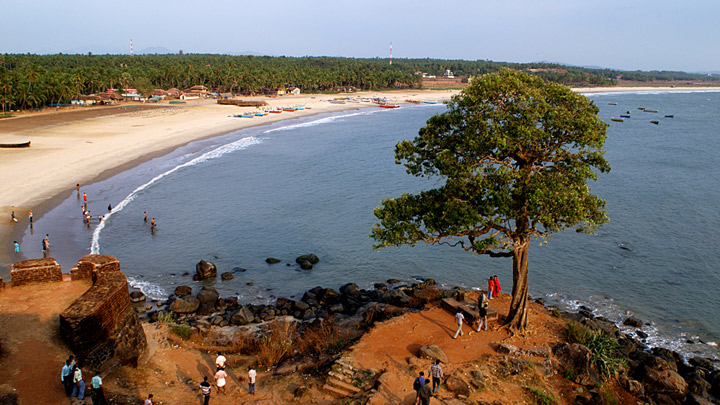 Beaches: Bekal Fort Beach at Kasaragod, Kerala